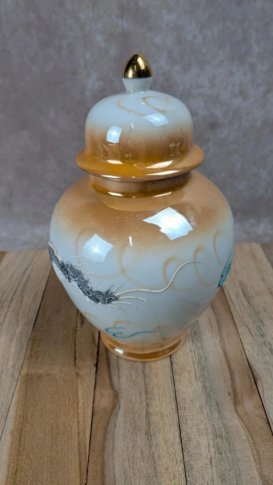 Olla cubierta vintage japonesa con relieve de dragón – photo 8